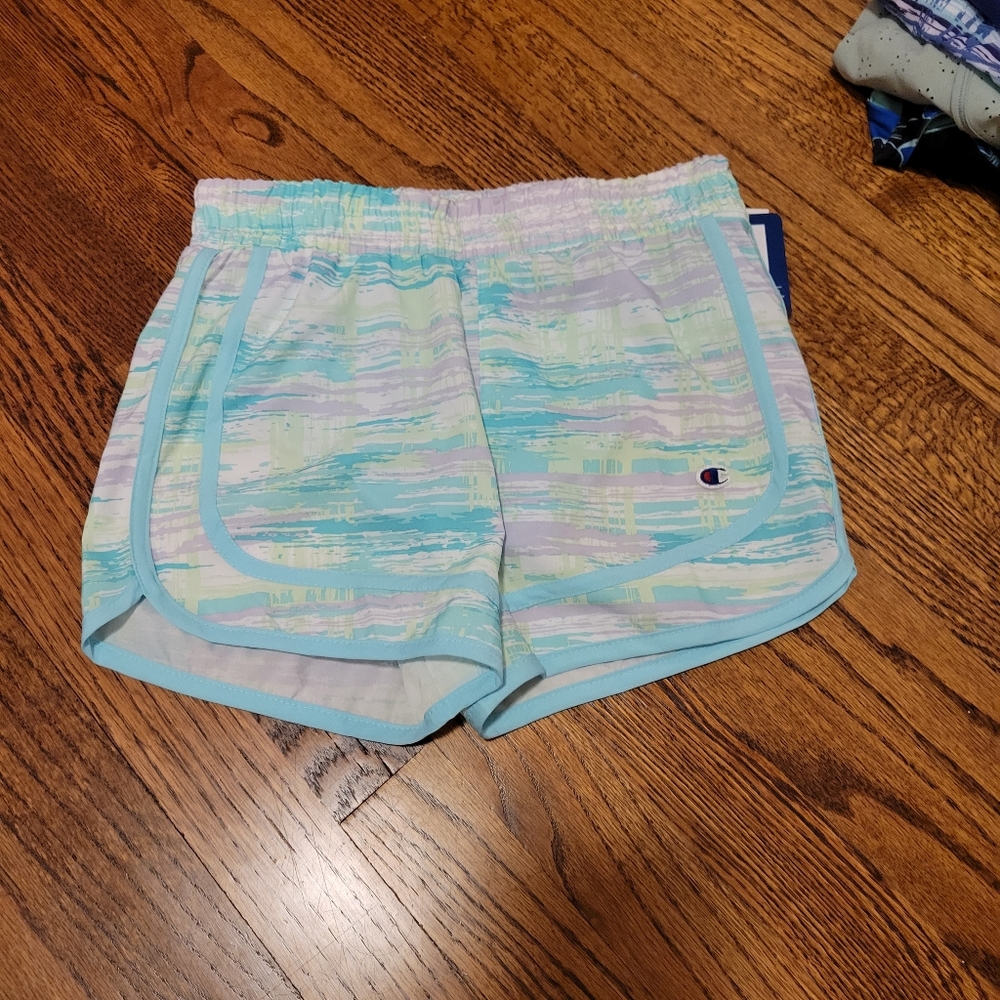 NWT girls champion shorts sz Medium